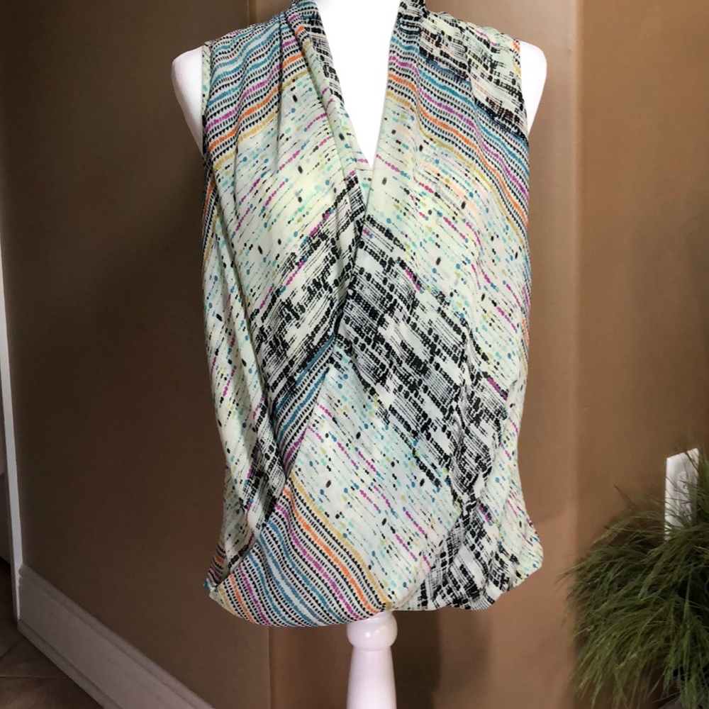 KUT FROM THE KLOTH SLEEVELESS TOP EUC